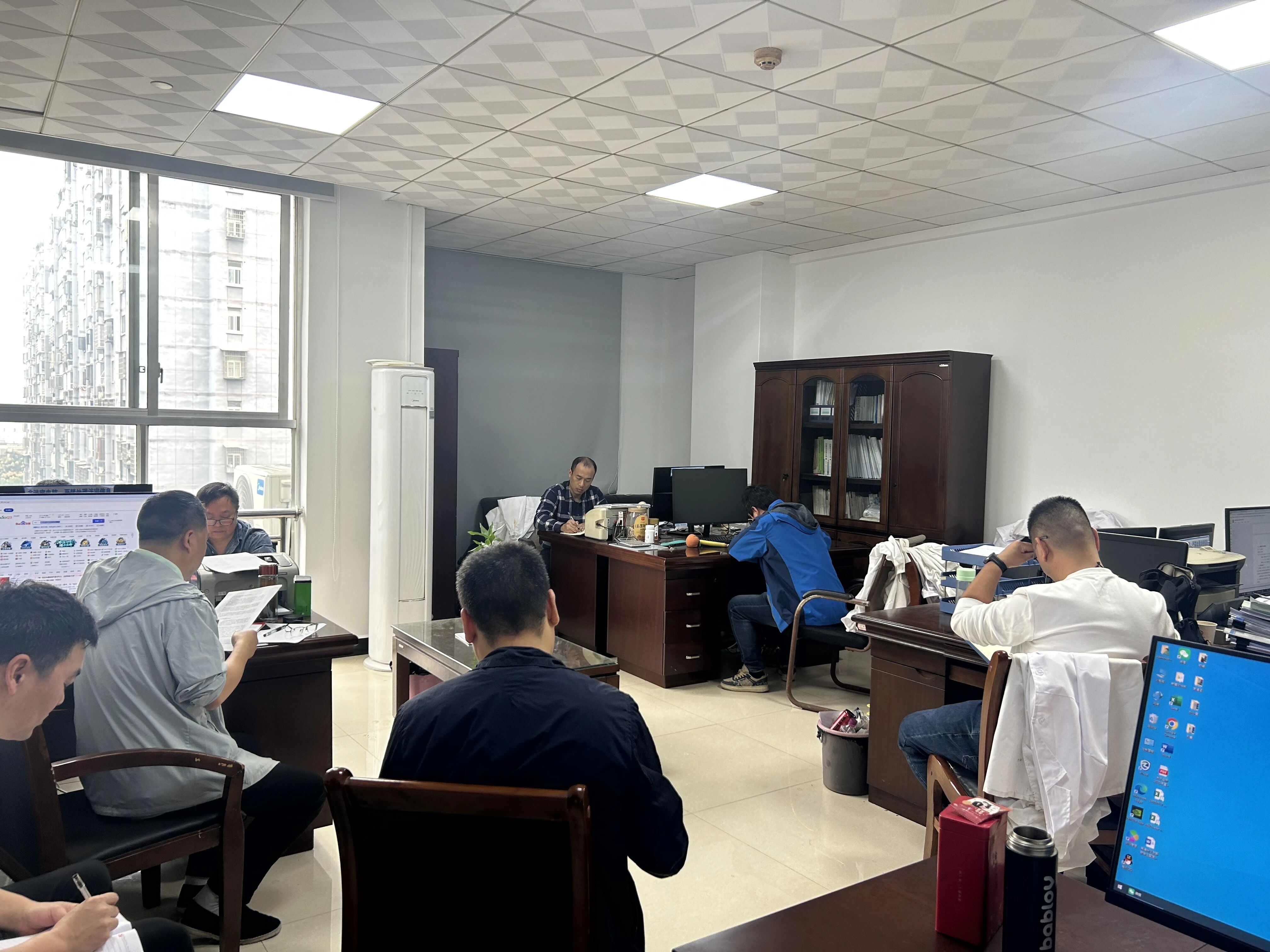 陈泽毅赴联系支部巡听旁听 强调以高质量党建引领地质检测事业高质量发展