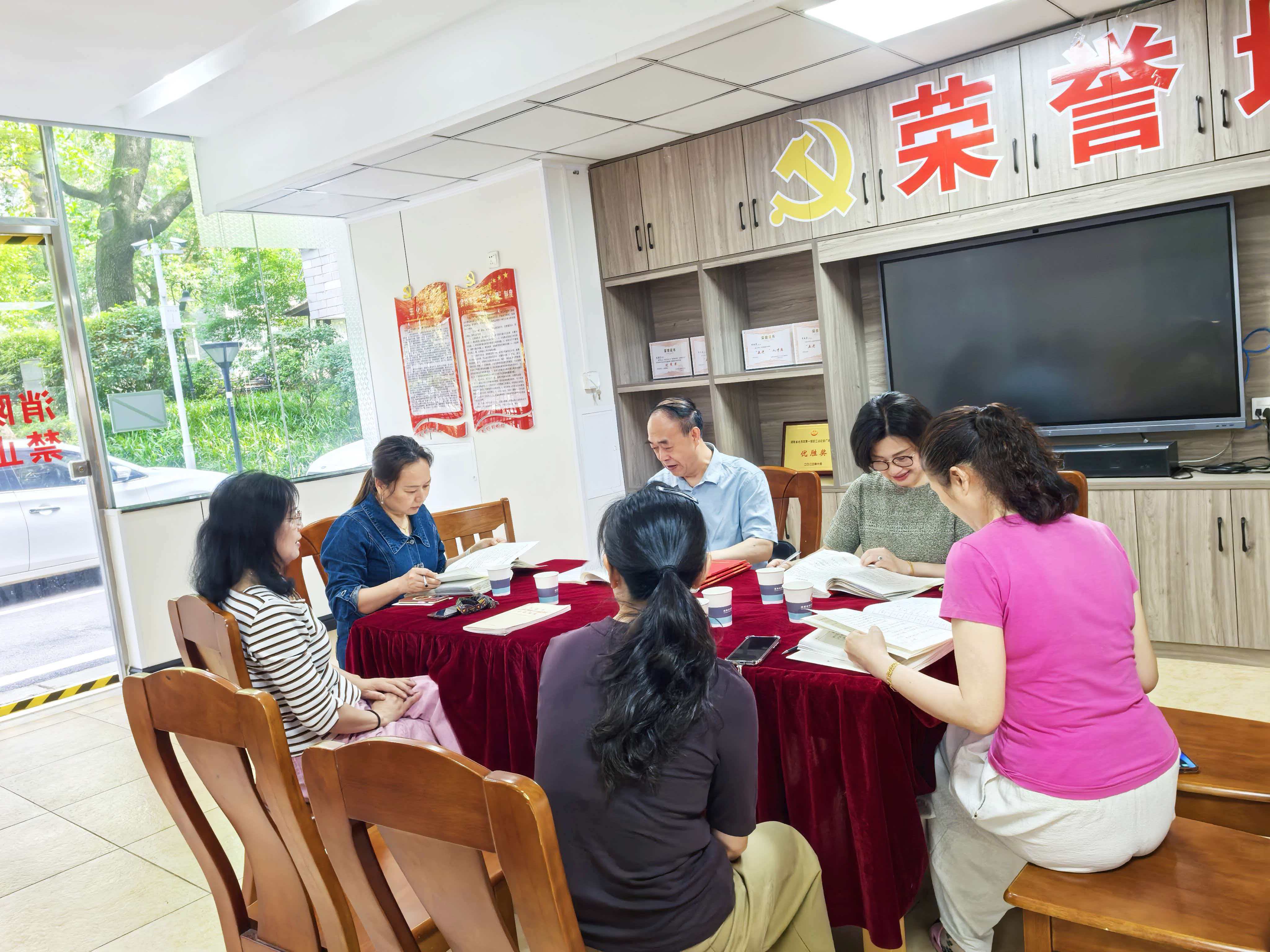 对标先进学经验 互学互鉴促提升