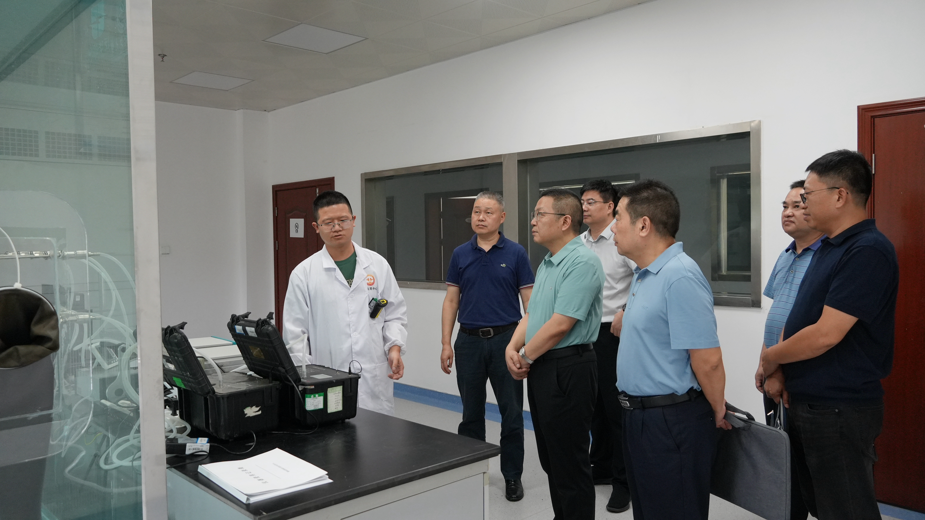 李晴日带队到湖南地质核应用中心调研
