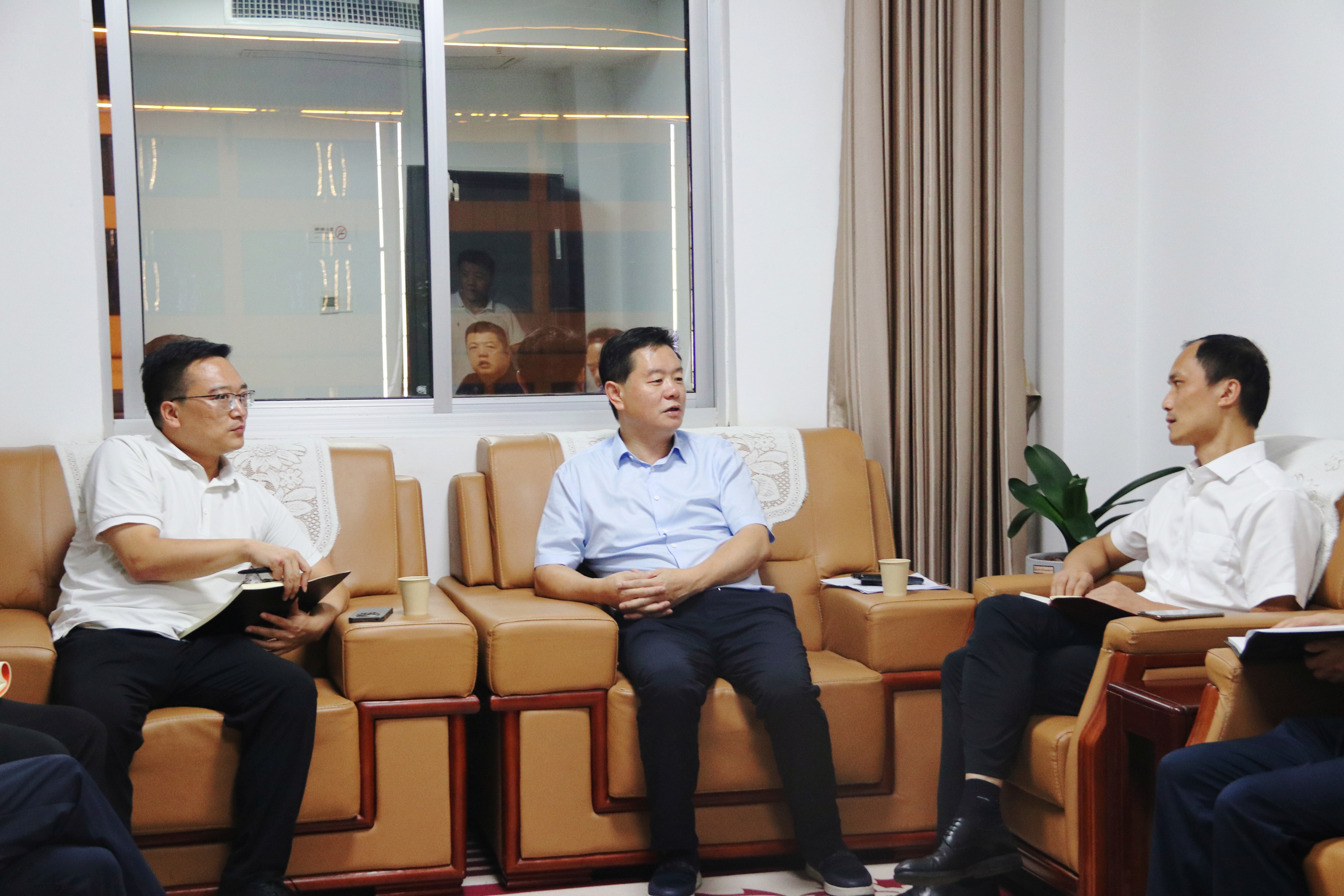 深化战略协作 强化地质赋能——李剑雄率队赴桑植县务实对接