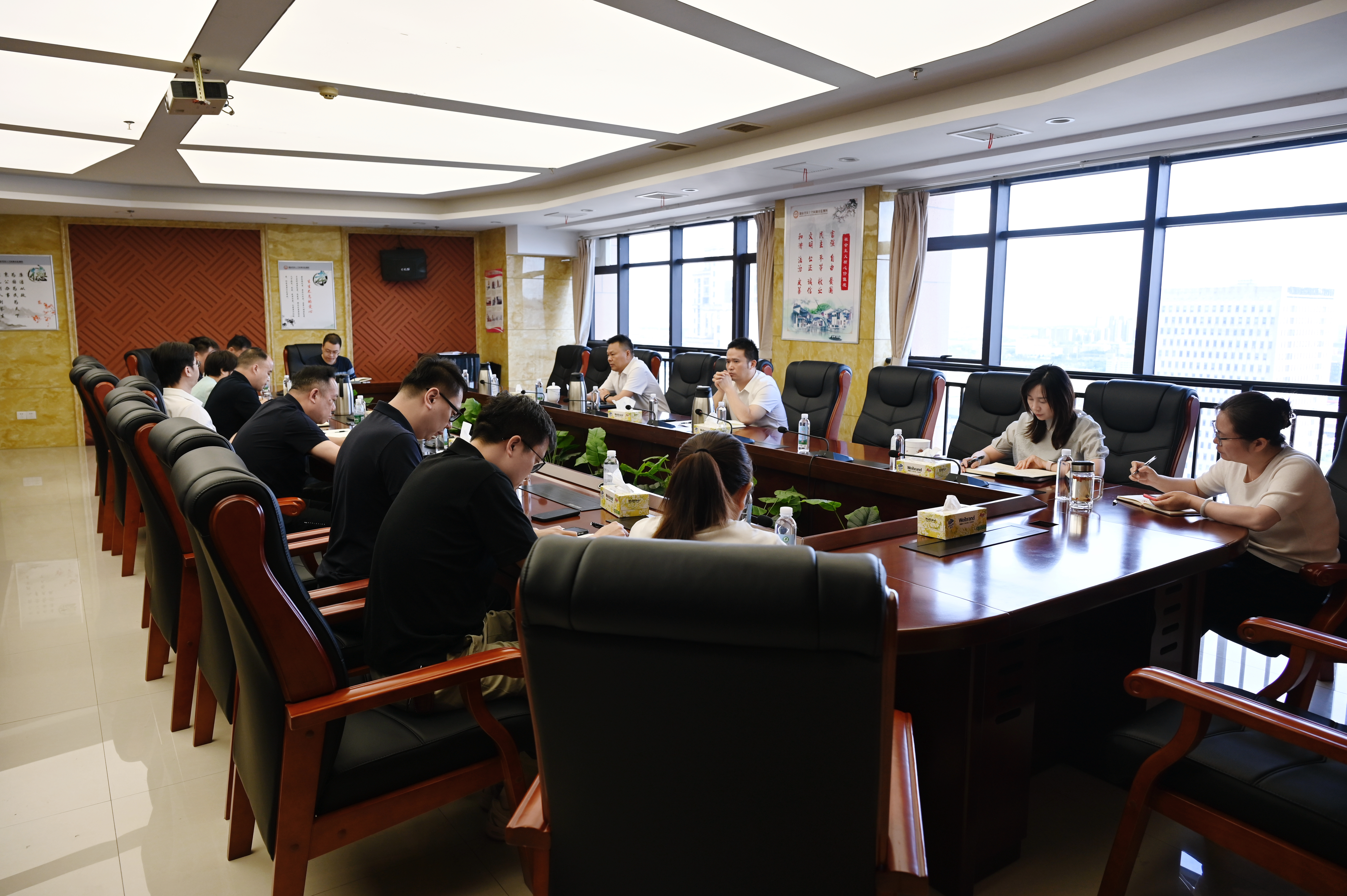 龙栋炜带队赴湘江公司开展改革专项调研