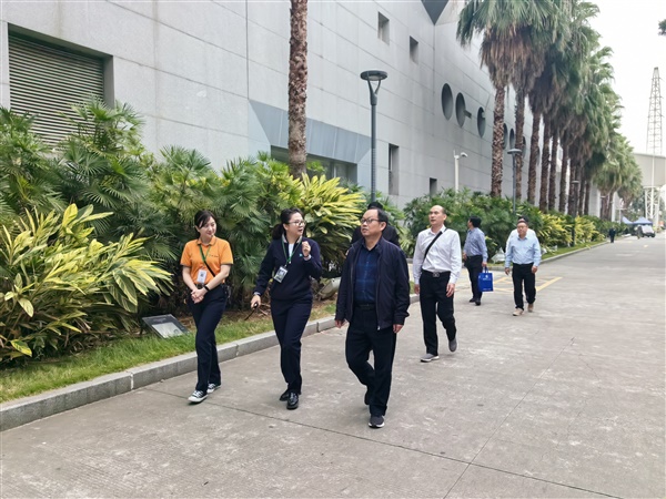 参观厦门市科技馆