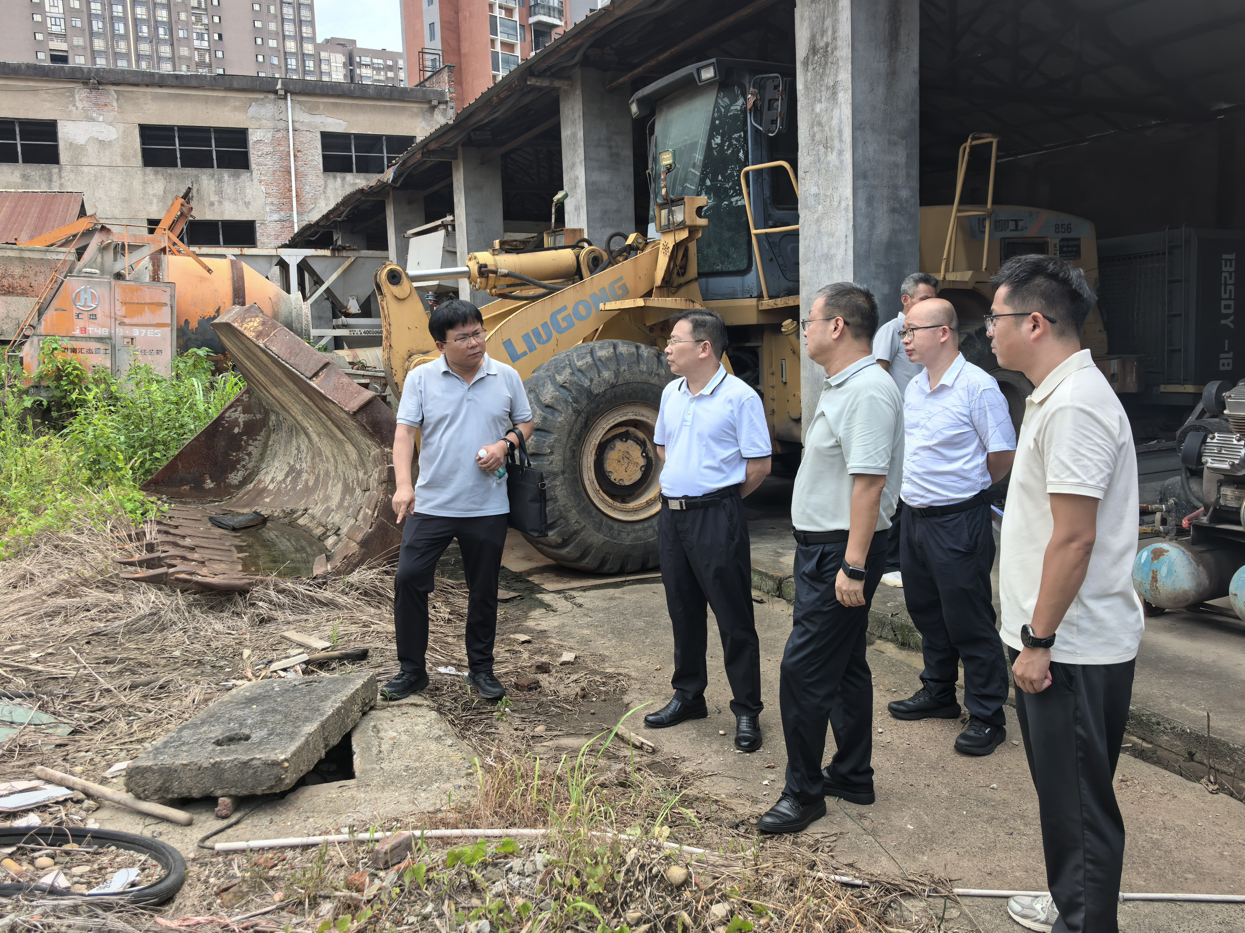 谢瑞其赴省地质院城调所益阳基地开展安全专项检查